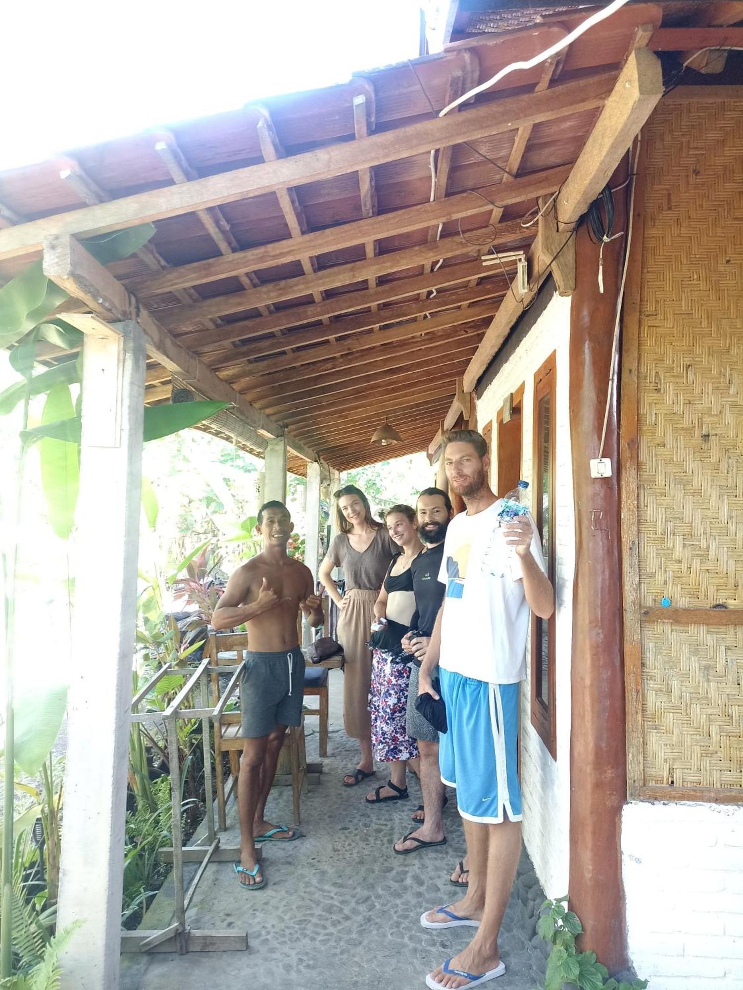 JembranaAyolah Surf House &Surf Camp公寓 外观 照片