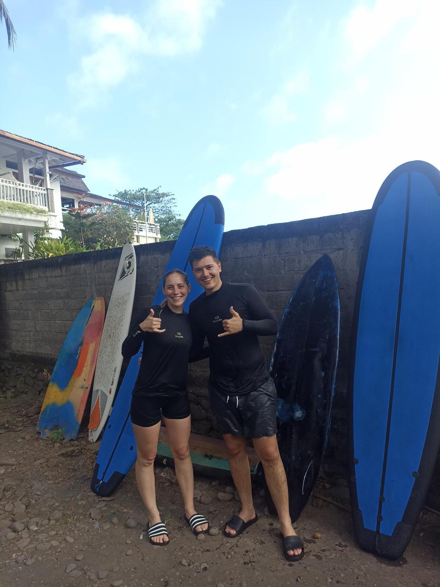 JembranaAyolah Surf House &Surf Camp公寓 外观 照片