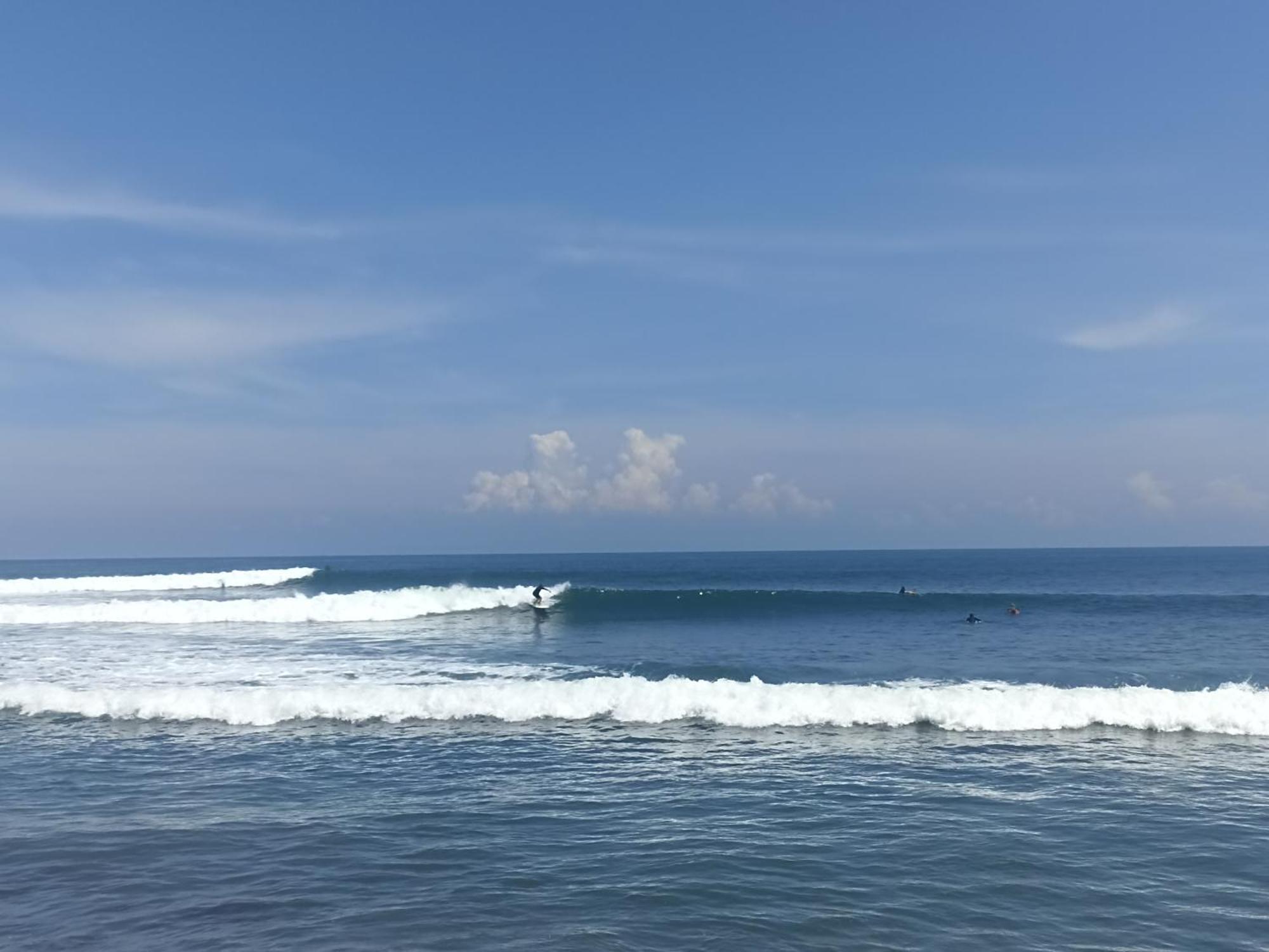 JembranaAyolah Surf House &Surf Camp公寓 外观 照片